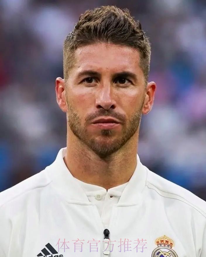 曝皇马送拉莫斯最后通牒:降薪10%续约2年 曝皇马送拉莫斯最后通牒:降薪10%续约2年